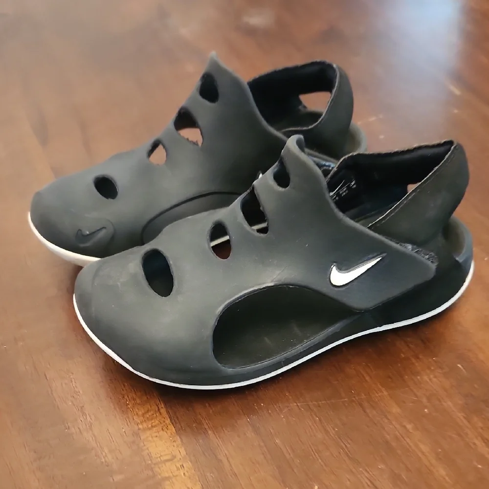 Nike Black Sandals Slip-On Comfort